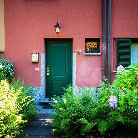 By The - My In Daire *